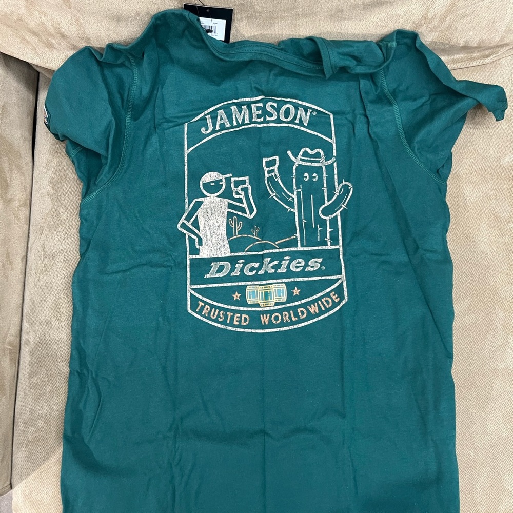 Large L green exclusive Jameson x Dickies tshirt cactus